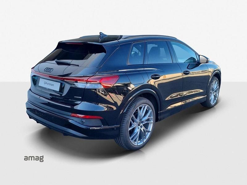 Gebraucht Audi Q4 e-tron Ambiente 250 kW (340 PS) 2024 Mythosschwarz metallic SUV