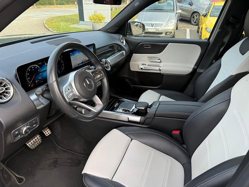 Gebraucht Mercedes GLB250 AMG line 224 PS (164 kW) 2020 Grau SUV