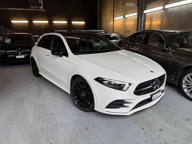 Gebraucht Mercedes A250 AMG line 224 PS (164 kW) 2018