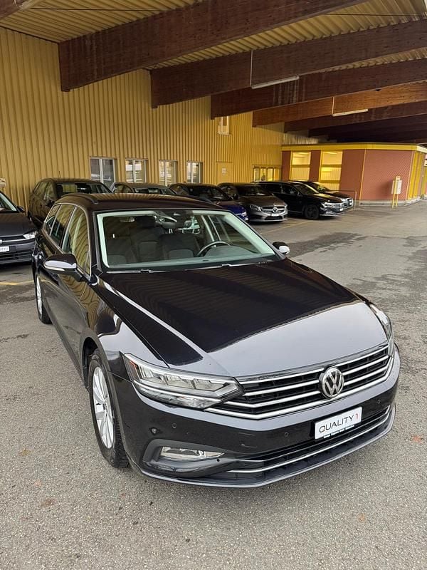Gebraucht VW Passat Business 150 PS (110 kW) 2020