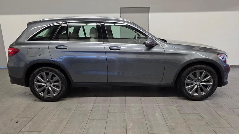 Gebraucht Mercedes GLC250 Exclusive 211 PS (155 kW) 2016 Grau SUV