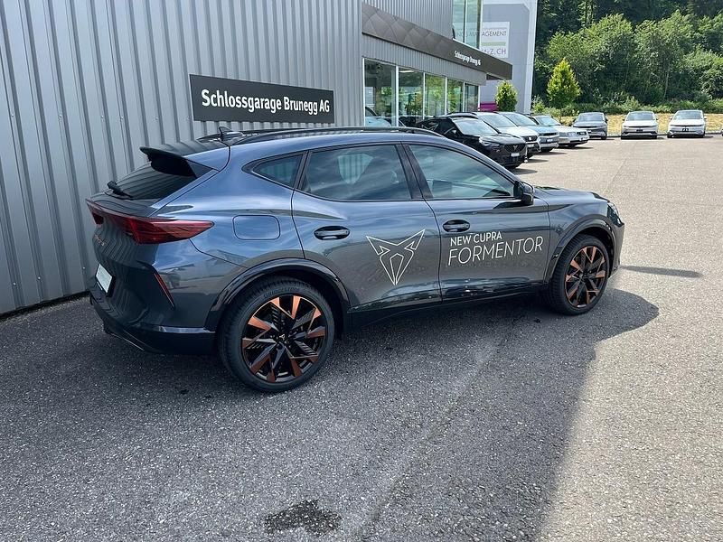 Gebraucht Cupra Formentor 150 PS (110 kW) 2024 Grau SUV