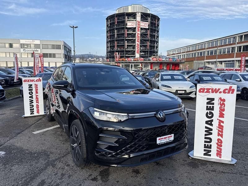 Neu VW Tayron R-line 193 PS (141 kW) 2025 SUV