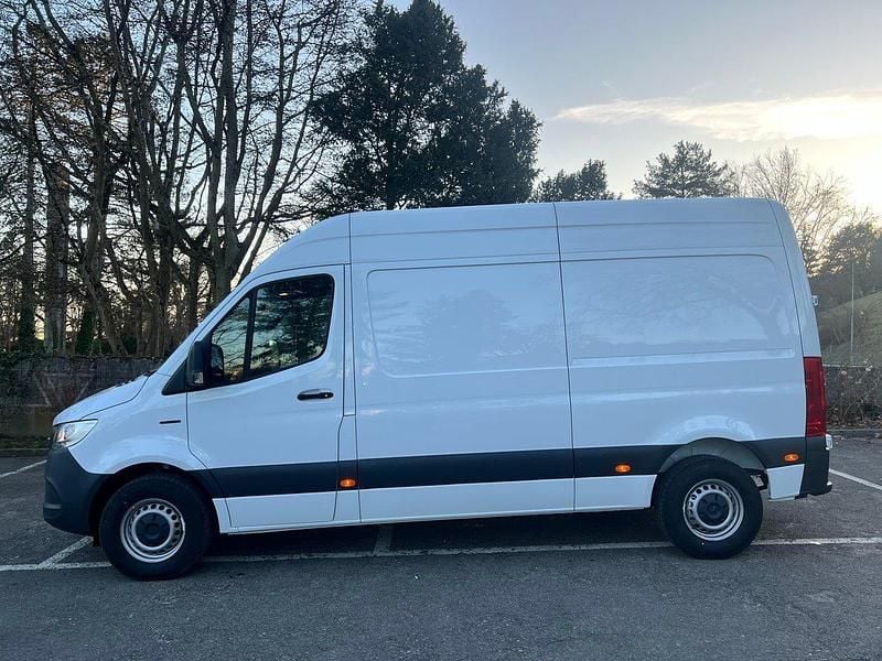 Gebraucht Mercedes E-Sprinter 84 kW (115 PS) 2024 Van