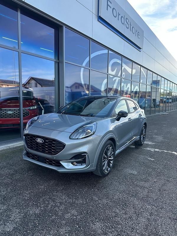 Neu Ford Puma 125 PS (91 kW) 2025 Silber SUV