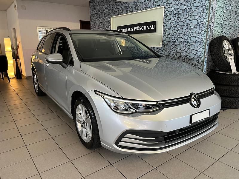 Gebraucht VW Golf VIII Life 130 PS (95 kW) 2021 Kombi