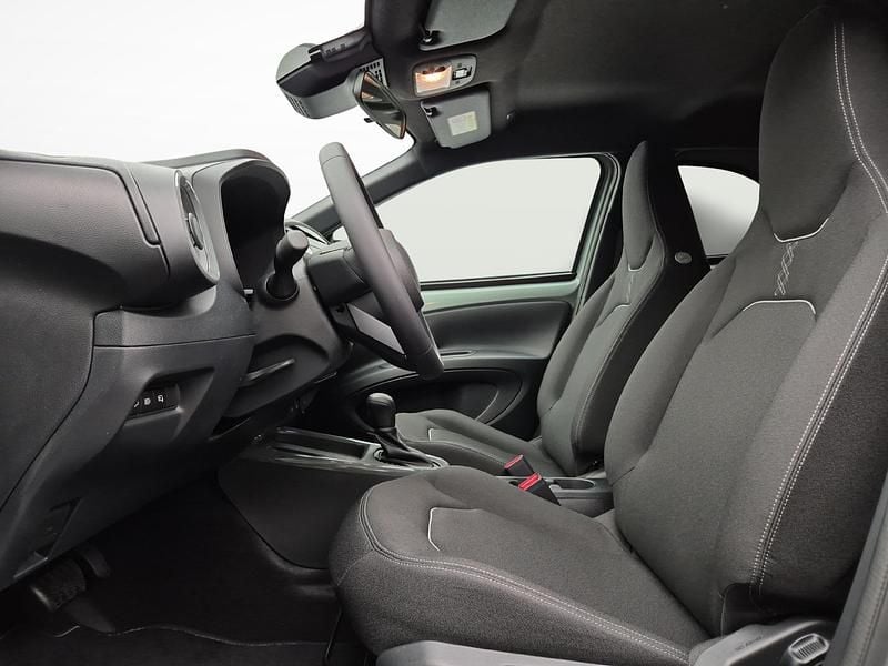 Neu Toyota Aygo X Trend 116 PS (85 kW) 2026 Grün SUV