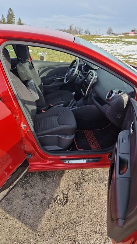 Gebraucht Renault Clio IV LIMITED 90 PS (66 kW) 2016