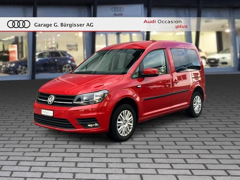 Rot Gebraucht 2016 VW Caddy Maxi Family Van / Kleinbus | CHF 12’800 (Fairer Preis) - Bild 1/4