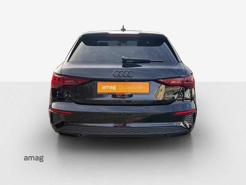 Gebraucht Audi A3 S-Line 190 PS (139 kW) 2022 Mythosschwarz metallic Limousine