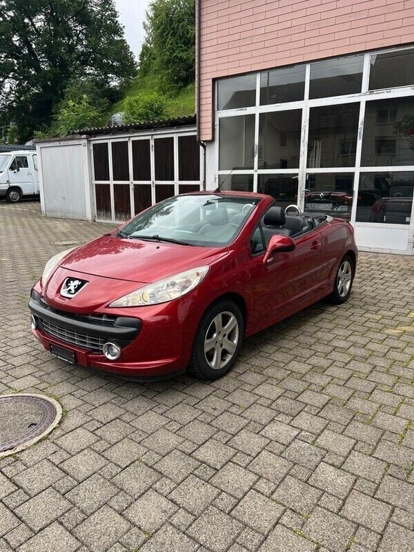 Gebraucht 2008 Peugeot 207 CC Sport Cabrio | CHF 3’900 (Teuer) - Bild 1/4