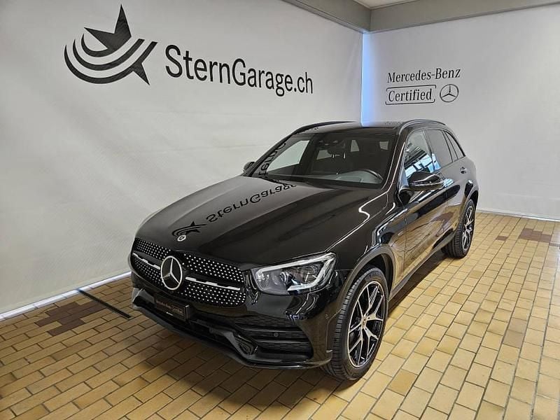 Schwarz Gebraucht 2021 Mercedes GLC300e AMG line SUV | CHF 47’500 (Teuer) - Bild 1/4