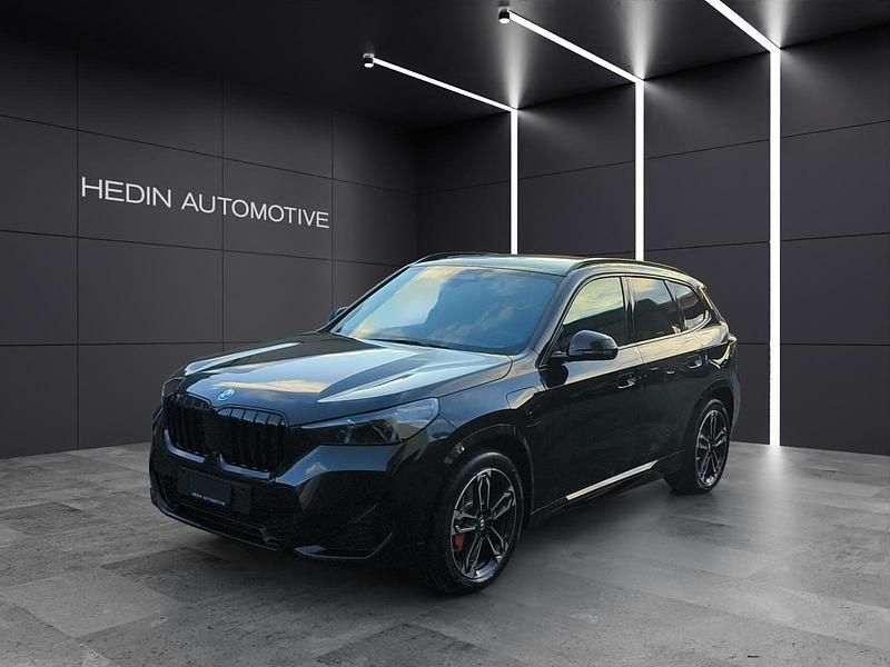 Schwarz Neu 2025 BMW X1 Comfort Edition SUV | CHF 71’300 (Etwas zu teuer) - Bild 1/4