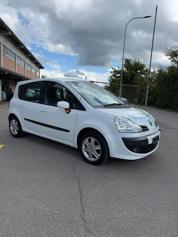 Gebraucht 2010 Renault Modus Dynamique Van / Kleinbus | CHF 3’500 (Etwas zu teuer) - Bild 1/4