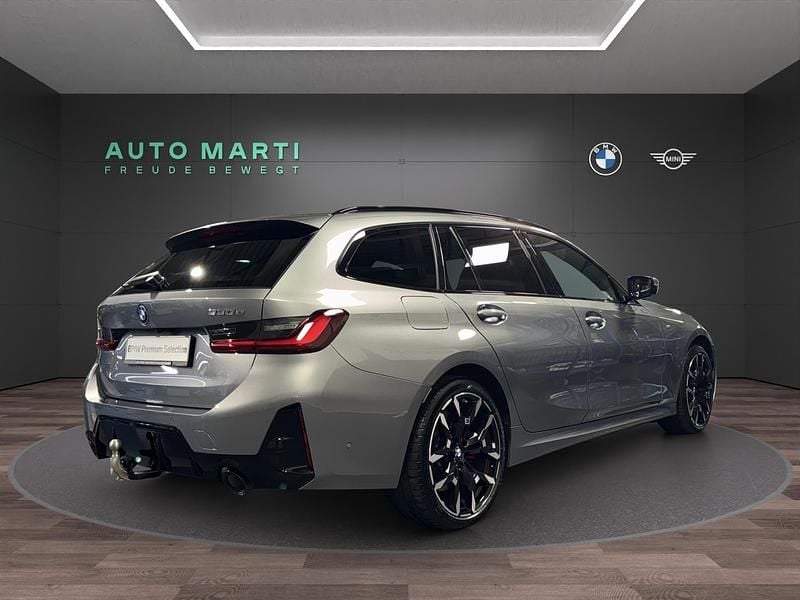 Gebraucht BMW 330e M Sport 292 PS (214 kW) 2025 Grau Kombi