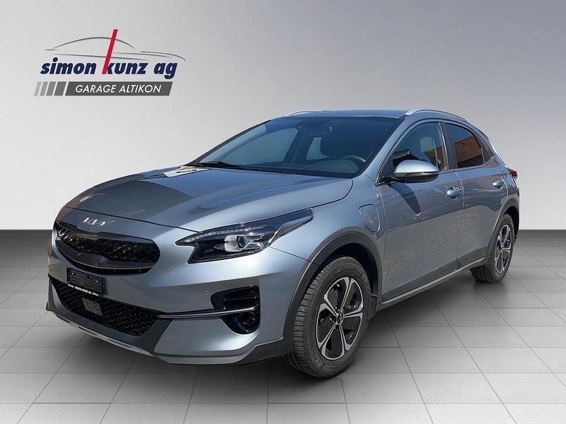 Grau Gebraucht 2022 Kia XCeed Style SUV | CHF 28’500 (Etwas zu teuer) - Bild 1/4