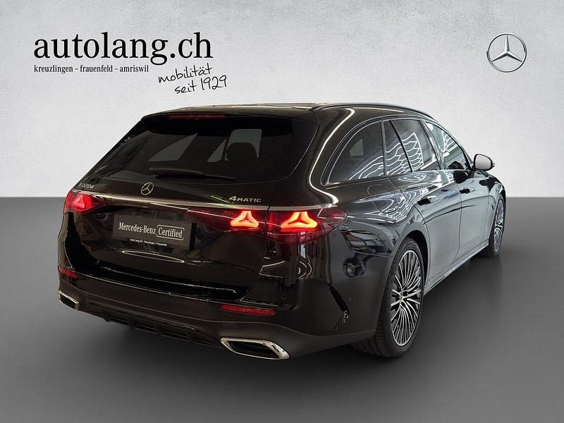 Gebraucht Mercedes E220 AMG line 220 PS (161 kW) 2024 Schwarz Kombi