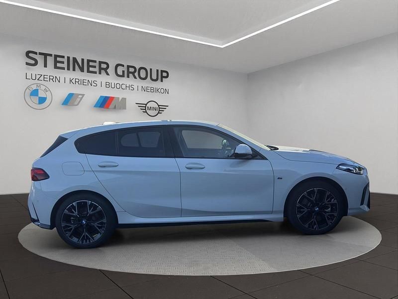 Gebraucht BMW 123 M Sport 204 PS (150 kW) 2025 Schwarz Kleinwagen