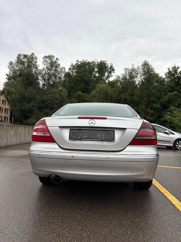Gebraucht Mercedes CLK200 163 PS (119 kW) 2003 Coupé