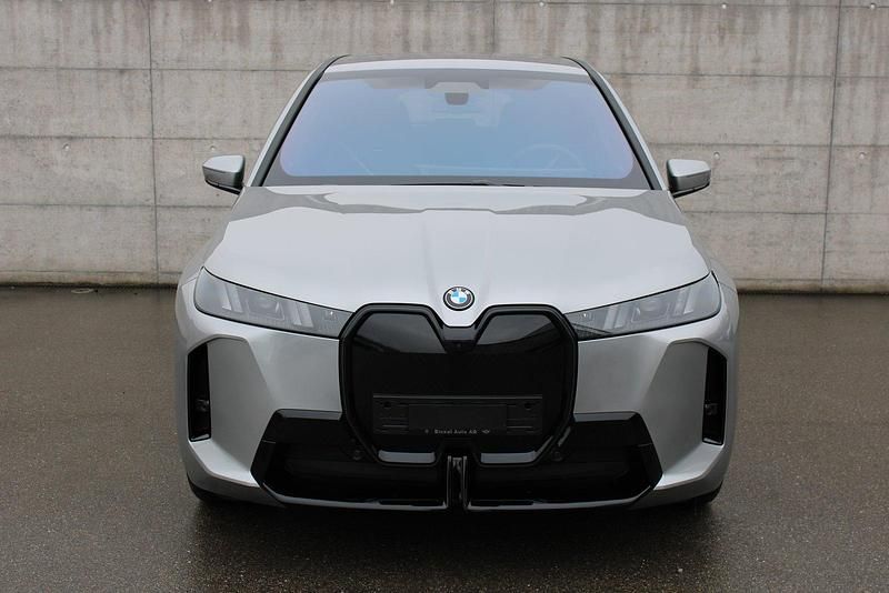 Neu BMW iX M Sport 400 kW (544 PS) 2026 SUV