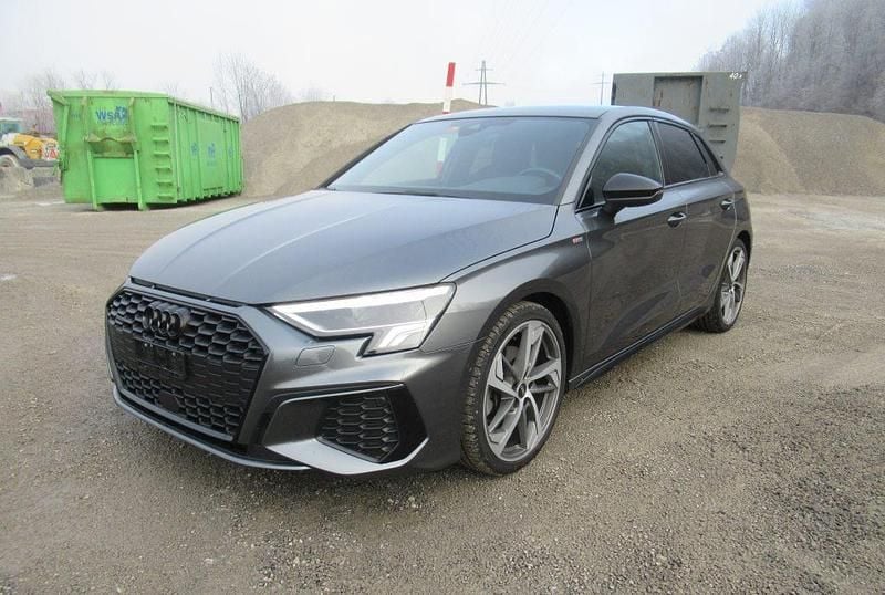 Gebraucht Audi A3 S-Line 190 PS (139 kW) 2023 Limousine