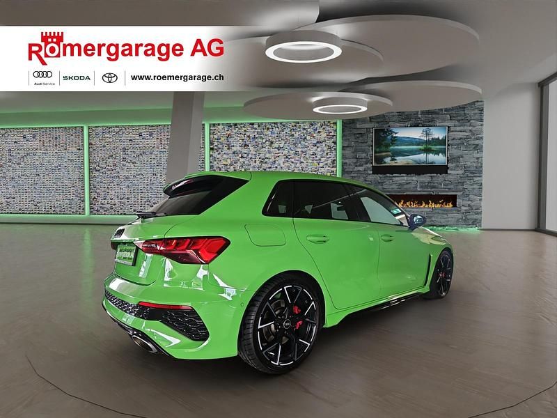 Gebraucht Audi RS3 Sportback 400 PS (294 kW) 2022 Kleinwagen