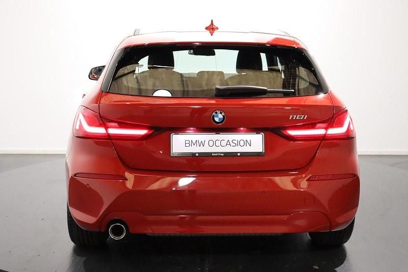 Gebraucht BMW 118 Sport Line 136 PS (100 kW) 2022 Rot Kleinwagen