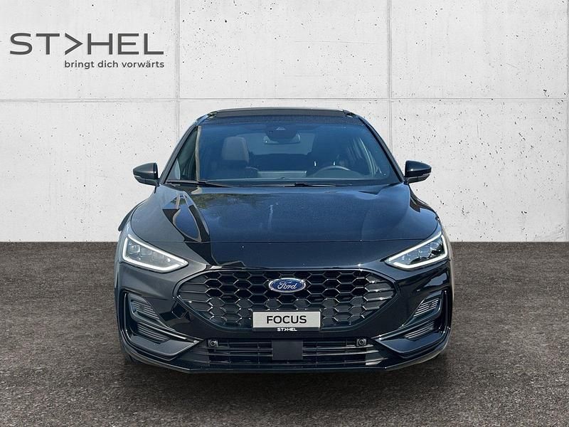 Neu Ford Focus ST-Line X 155 PS (114 kW) 2025 Schwarz Limousine