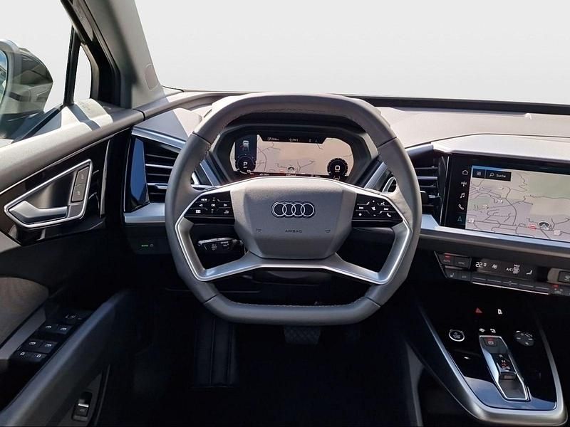 Gebraucht Audi Q4 e-tron Ambiente 150 kW (204 PS) 2023 Schwarz SUV