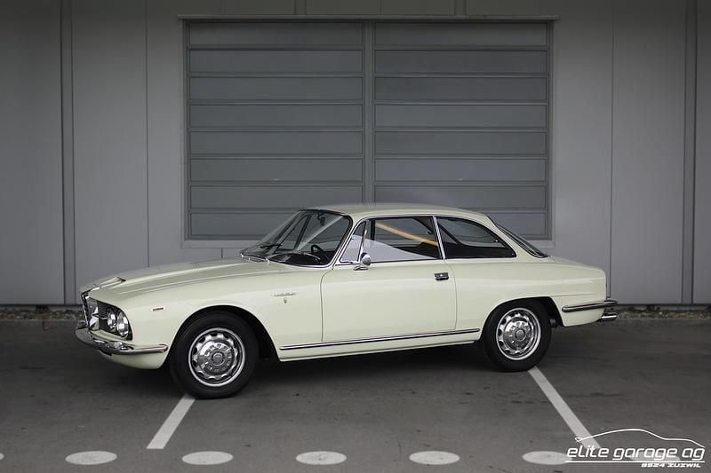Gebraucht 1966 Alfa Romeo 2600 Sprint Limousine | CHF 49’800 - Bild 1/4