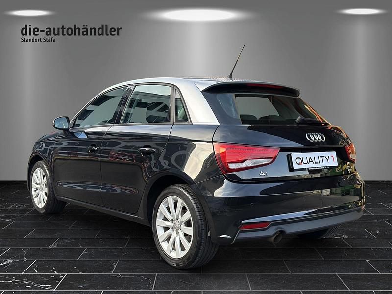 Gebraucht Audi A1 Sportback Comfort 95 PS (69 kW) 2015 Kleinwagen