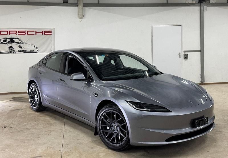 Gebraucht Tesla Model 3 Long Range RWD 235 kW (320 PS) 2025 Limousine