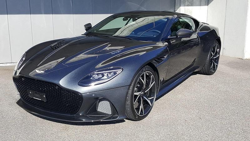 Gebraucht Aston Martin DBS 725 PS (533 kW) 2019 Grau Coupé