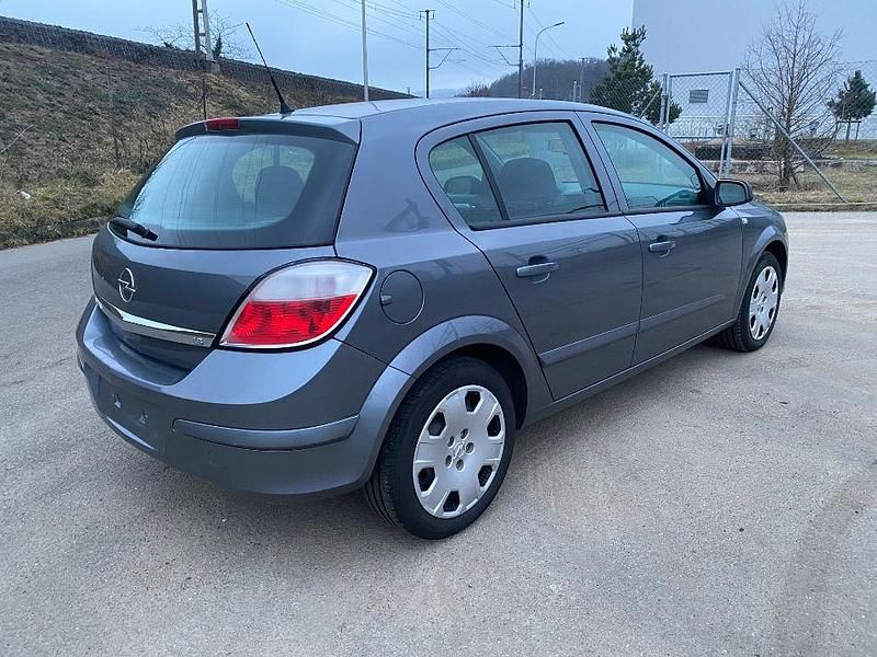 Gebraucht Opel Astra Elegance 125 PS (91 kW) 2005