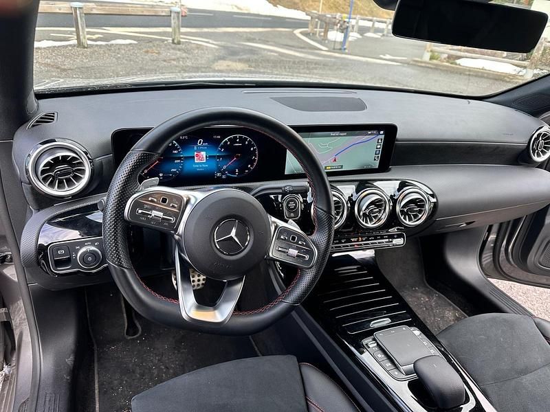 Gebraucht Mercedes A200 AMG line 163 PS (119 kW) 2022