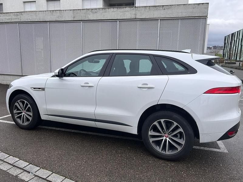 Gebraucht Jaguar F-Pace R-Sport 180 PS (132 kW) 2019 SUV