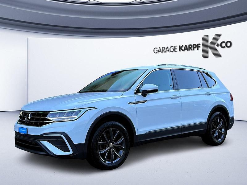 Gebraucht VW Tiguan Allspace Life 150 PS (110 kW) 2023 Weiss SUV
