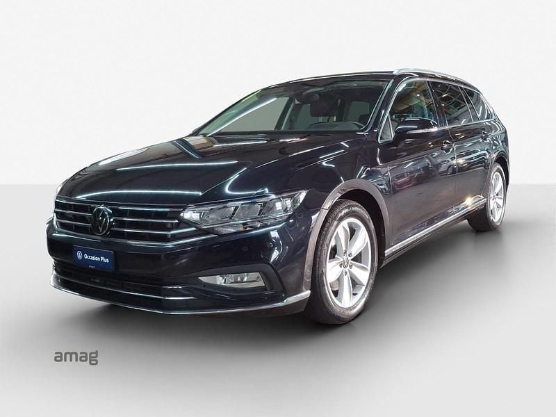 Gebraucht VW Passat Elegance 200 PS (147 kW) 2023 Deep black nacré Kombi
