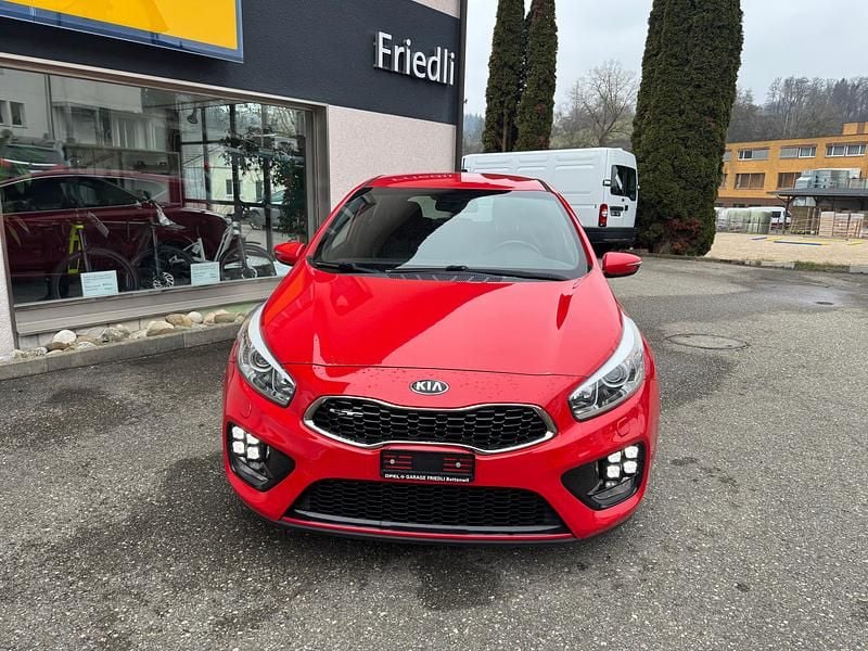 Gebraucht Kia Ceed GT Turbo 204 PS (150 kW) 2015 Rot Limousine