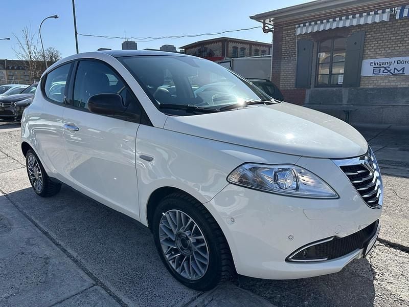 Gebraucht Lancia Ypsilon Gold 85 PS (62 kW) 2011 Kleinwagen