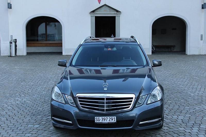 Gebraucht Mercedes E350 Avantgarde 265 PS (194 kW) 2012