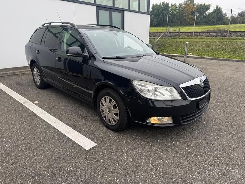 Gebraucht 2009 Skoda Octavia Ambiente Kombi | CHF 2’990 - Bild 1/4