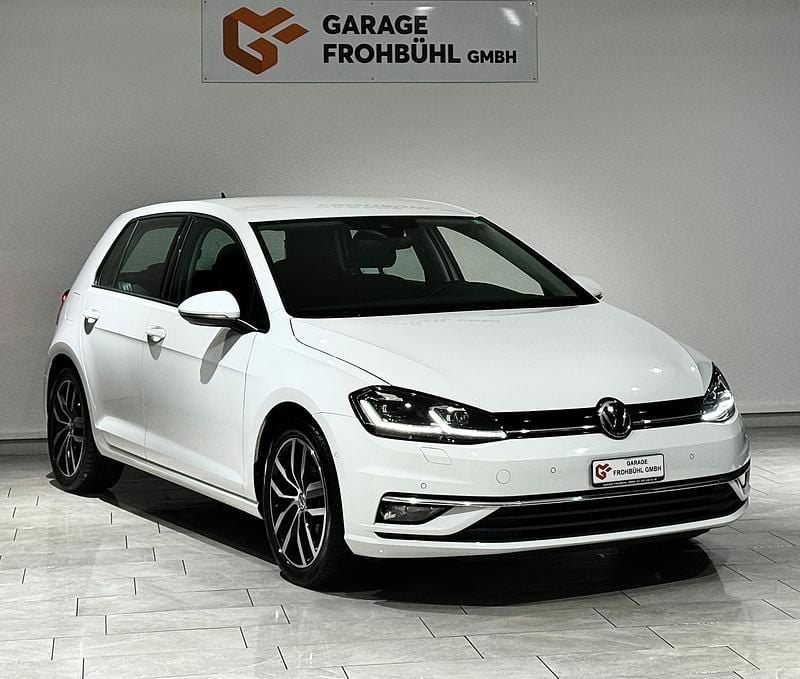Gebraucht VW Golf VII Highline 150 PS (110 kW) 2018 Weiss Limousine