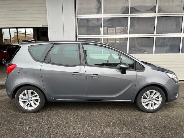 Gebraucht Opel Meriva drive 140 PS (102 kW) 2015 Van / Kleinbus