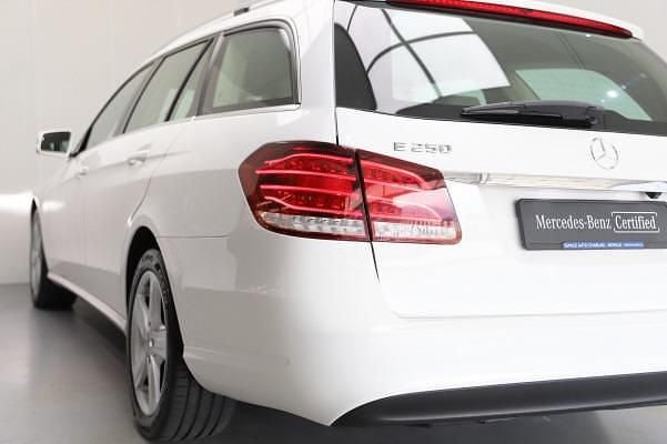 Gebraucht Mercedes E250 204 PS (150 kW) 2015 Weiss Kombi
