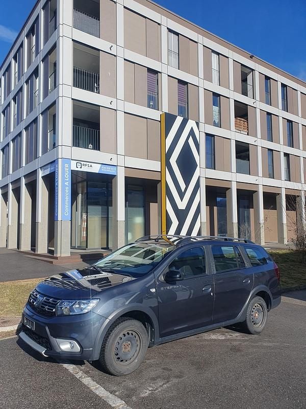 Gebraucht Dacia Logan MCV Celebration 90 PS (66 kW) 2020