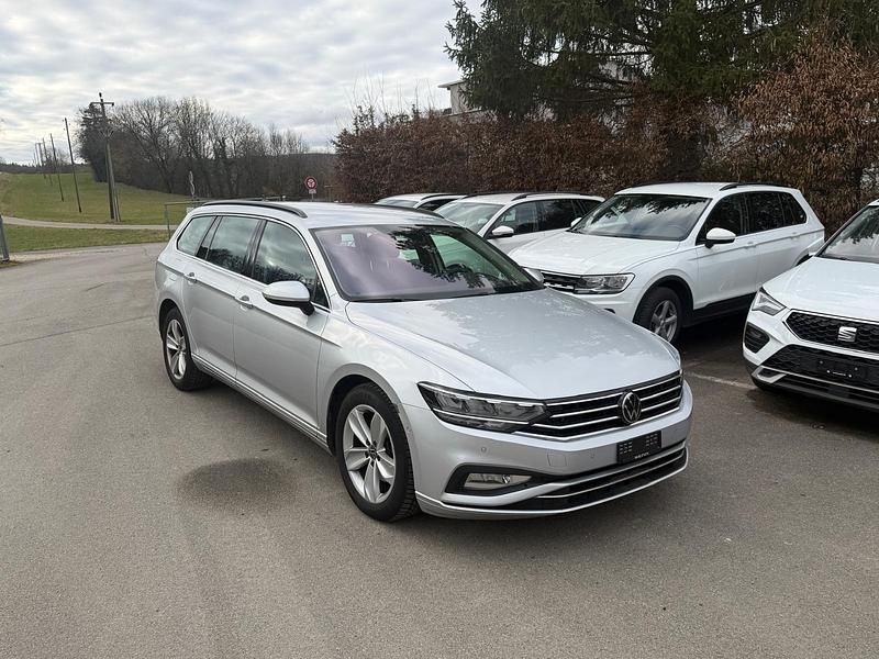 Gebraucht VW Passat Business 200 PS (147 kW) 2020