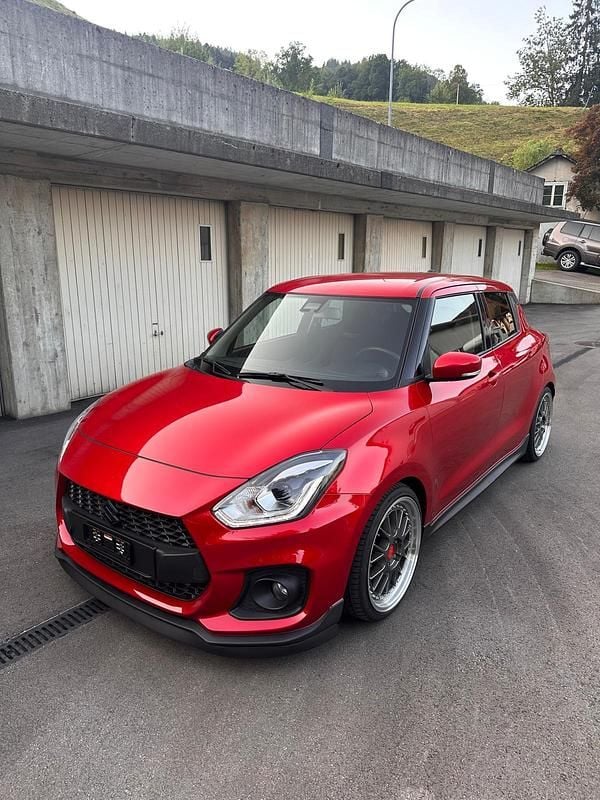 Rot Gebraucht 2024 Suzuki Swift Sport Limousine | CHF 22’200 (Fairer Preis) - Bild 1/4