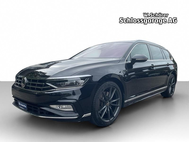 Schwarz Gebraucht 2022 VW Passat Elegance Kombi | CHF 31’990 (Teuer) - Bild 1/4