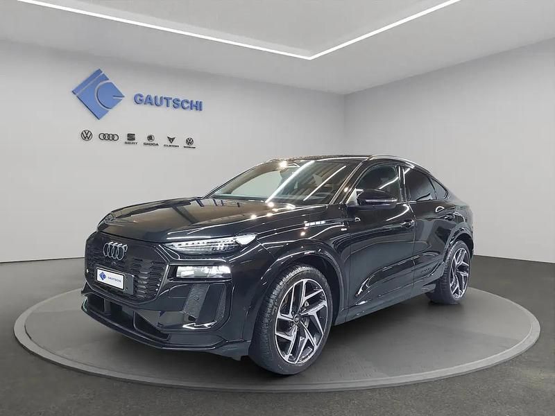 Neu Audi Q6 Sportback e-tron 285 kW (388 PS) 2025 Schwarz SUV